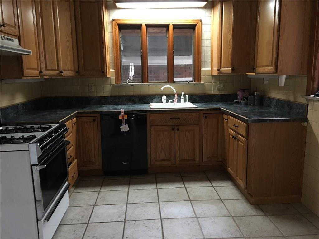 1013 Willowbrook Road New Castle, PA 16101 - Photo 4 of 6