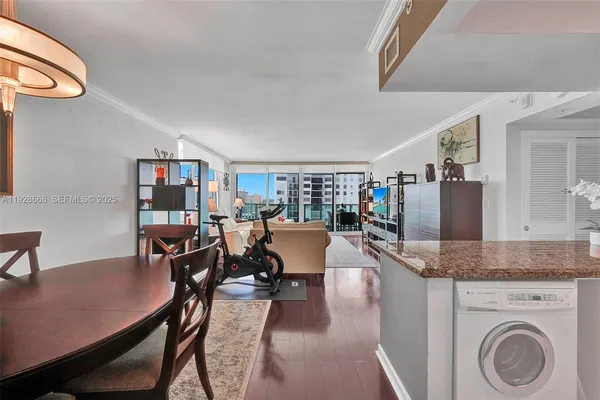 $4,500 | 2501 South Ocean Drive, Unit 1436, Hollywood, FL 33019