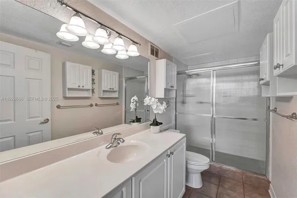 $4,500 | 2501 South Ocean Drive, Unit 1436, Hollywood, FL 33019