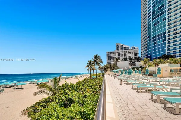 $4,500 | 2501 South Ocean Drive, Unit 1436, Hollywood, FL 33019