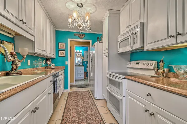 $339,900 | 326 Hickory Bluff, Unit 326, Johnson City, TN 37601