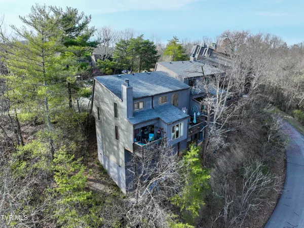 $339,900 | 326 Hickory Bluff, Unit 326, Johnson City, TN 37601