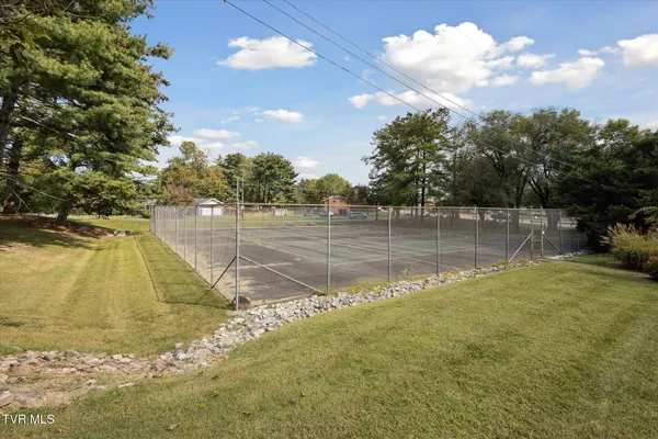 $339,900 | 326 Hickory Bluff, Unit 326, Johnson City, TN 37601