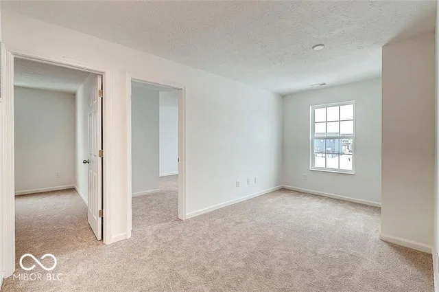 $2,200 | 5296 Maywood Drive, Whitestown, IN 46075