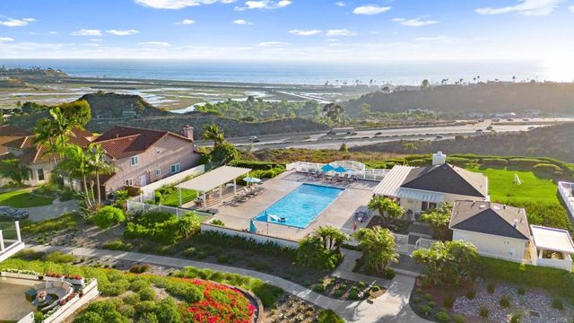 $2,100,000 | 2311 Lagoon View Drive, Cardiff-by-the-Sea, CA 92007