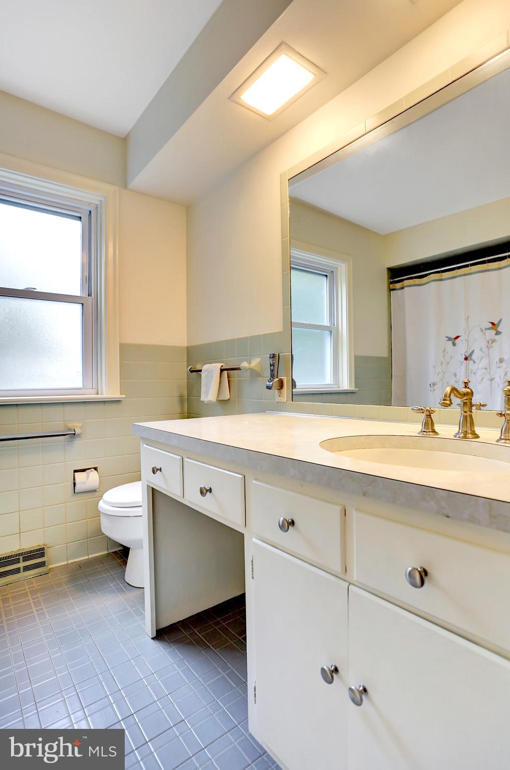 1421 Meadowbrook Road Lancaster, PA 17603 - Photo 33 of 58 Gallery Image 33
