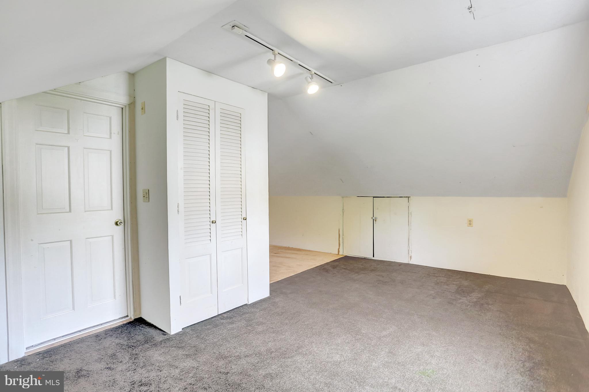 1421 Meadowbrook Road Lancaster, PA 17603 - Photo 41 of 58 Gallery Image 41