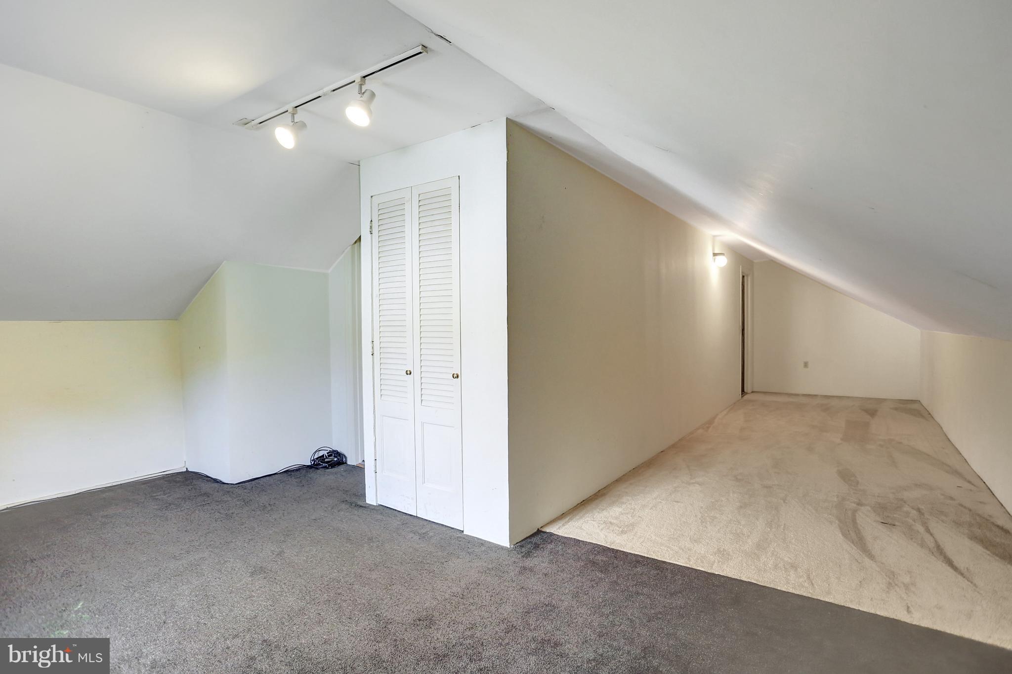 1421 Meadowbrook Road Lancaster, PA 17603 - Photo 42 of 58 Gallery Image 42