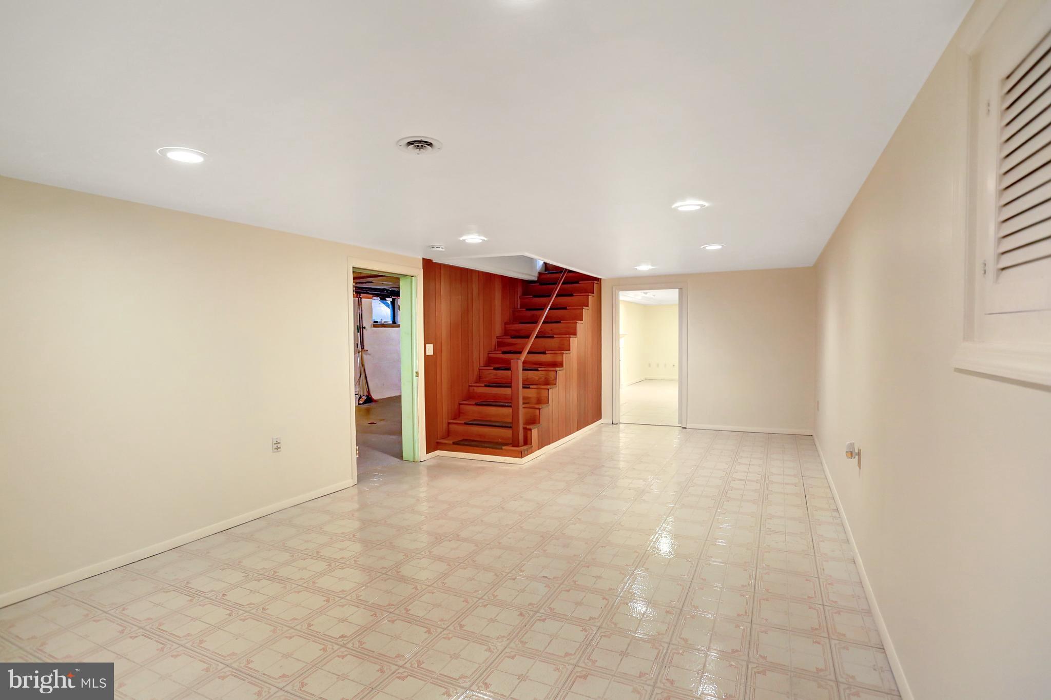 1421 Meadowbrook Road Lancaster, PA 17603 - Photo 44 of 58 Gallery Image 44