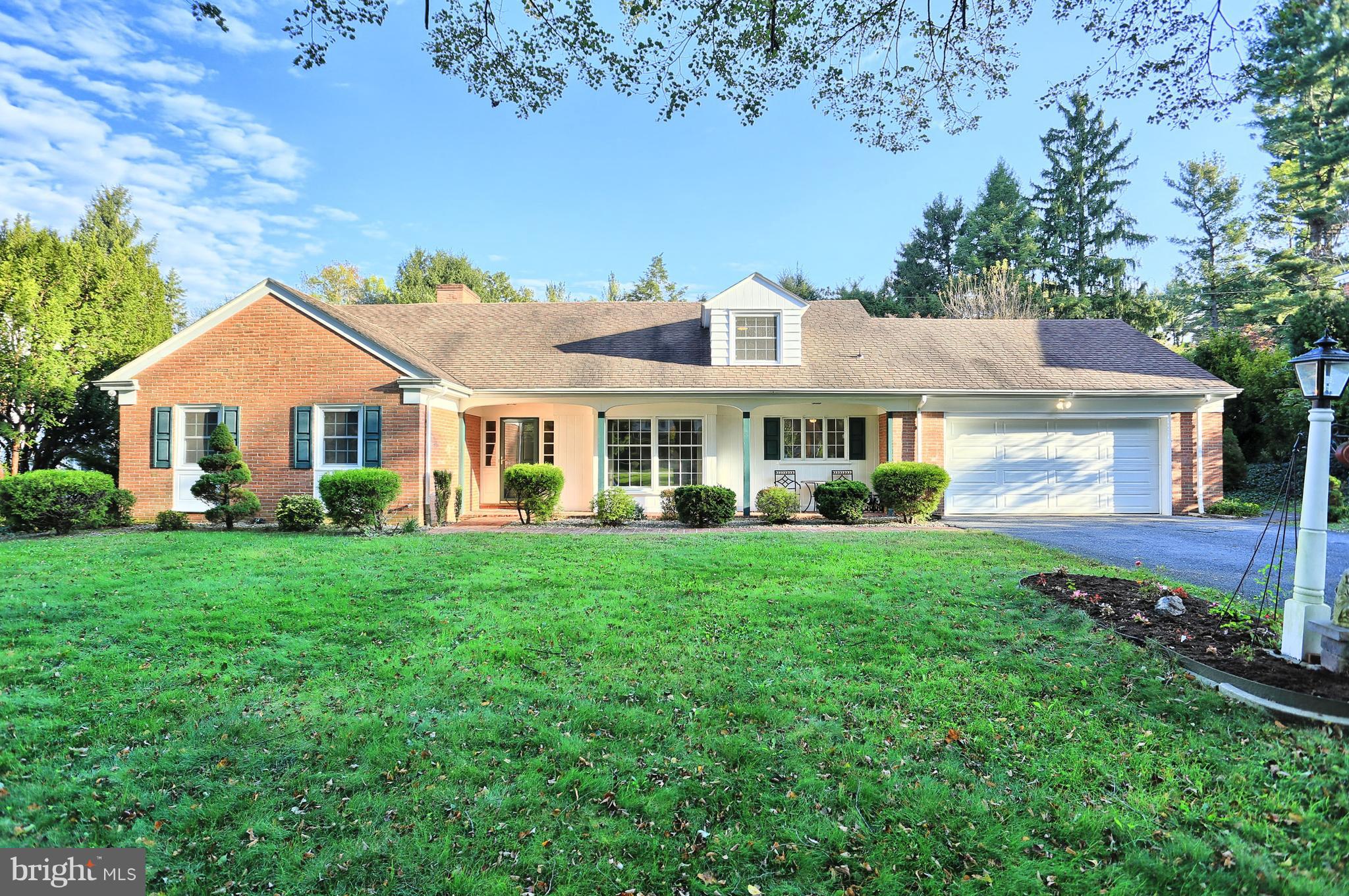 1421 Meadowbrook Road Lancaster, PA 17603 - Photo 6 of 58 Gallery Image 6