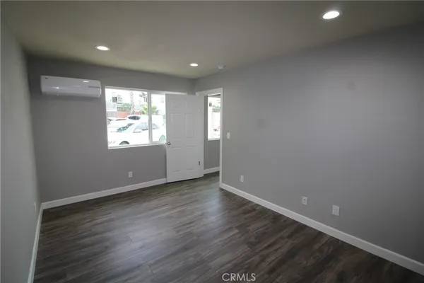 $2,000 | 4986 Southern Avenue, Unit E, South Gate, CA 90280