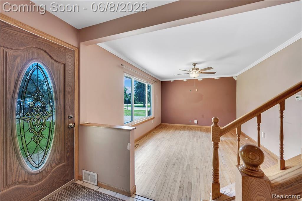 730 Bogie Lake Road White Lake, MI 48383 - Photo 3 of 22