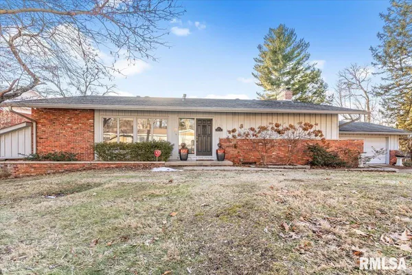 $539,700 | 9 Pine Tree Drive, Springfield, IL 62704