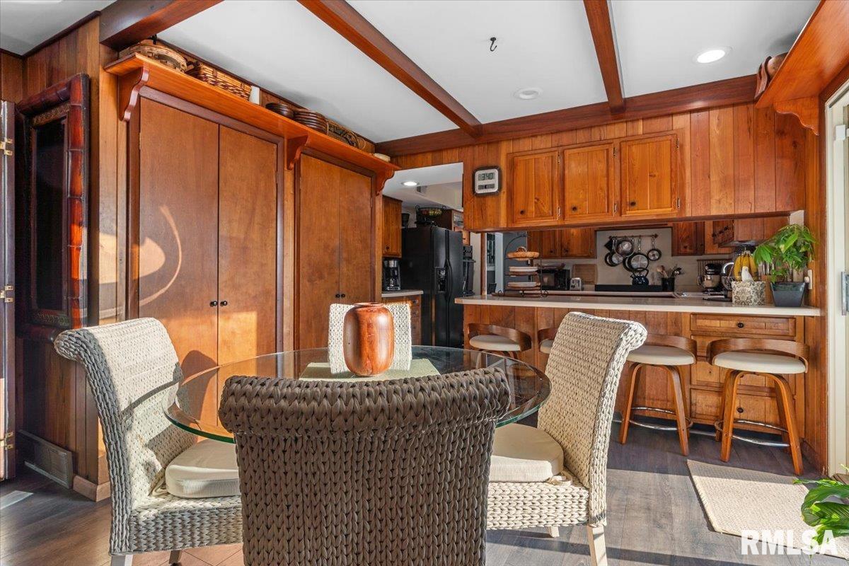 9 Pine Tree Drive Springfield, IL 62704 - Photo 14 of 48