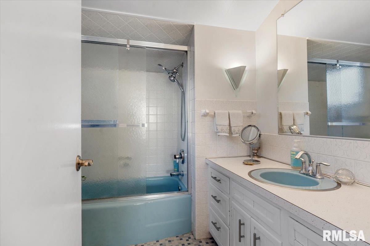 9 Pine Tree Drive Springfield, IL 62704 - Photo 27 of 48