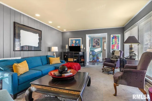 $539,700 | 9 Pine Tree Drive, Springfield, IL 62704