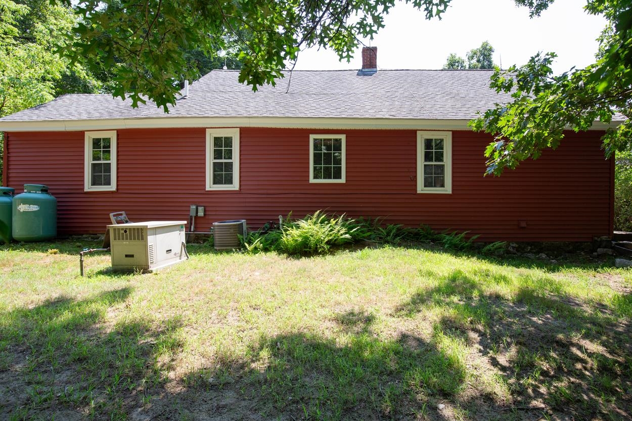 29 Chalifoux Road Hudson, NH 03051 - Photo 50 of 57