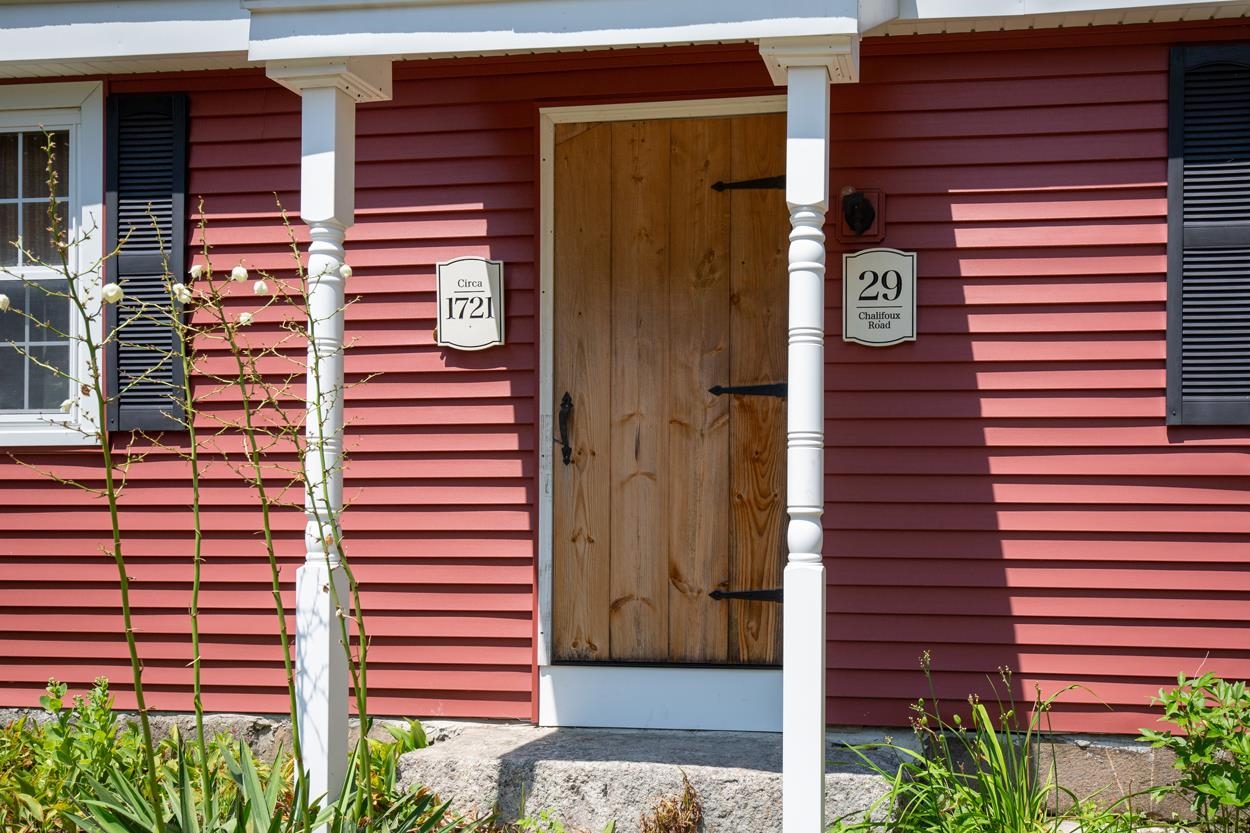 29 Chalifoux Road Hudson, NH 03051 - Photo 5 of 57