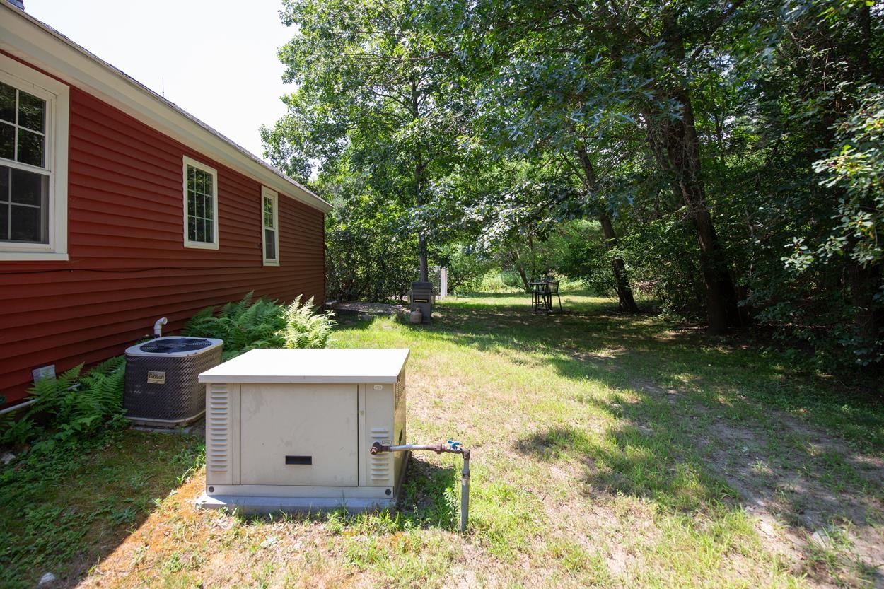 29 Chalifoux Road Hudson, NH 03051 - Photo 51 of 57