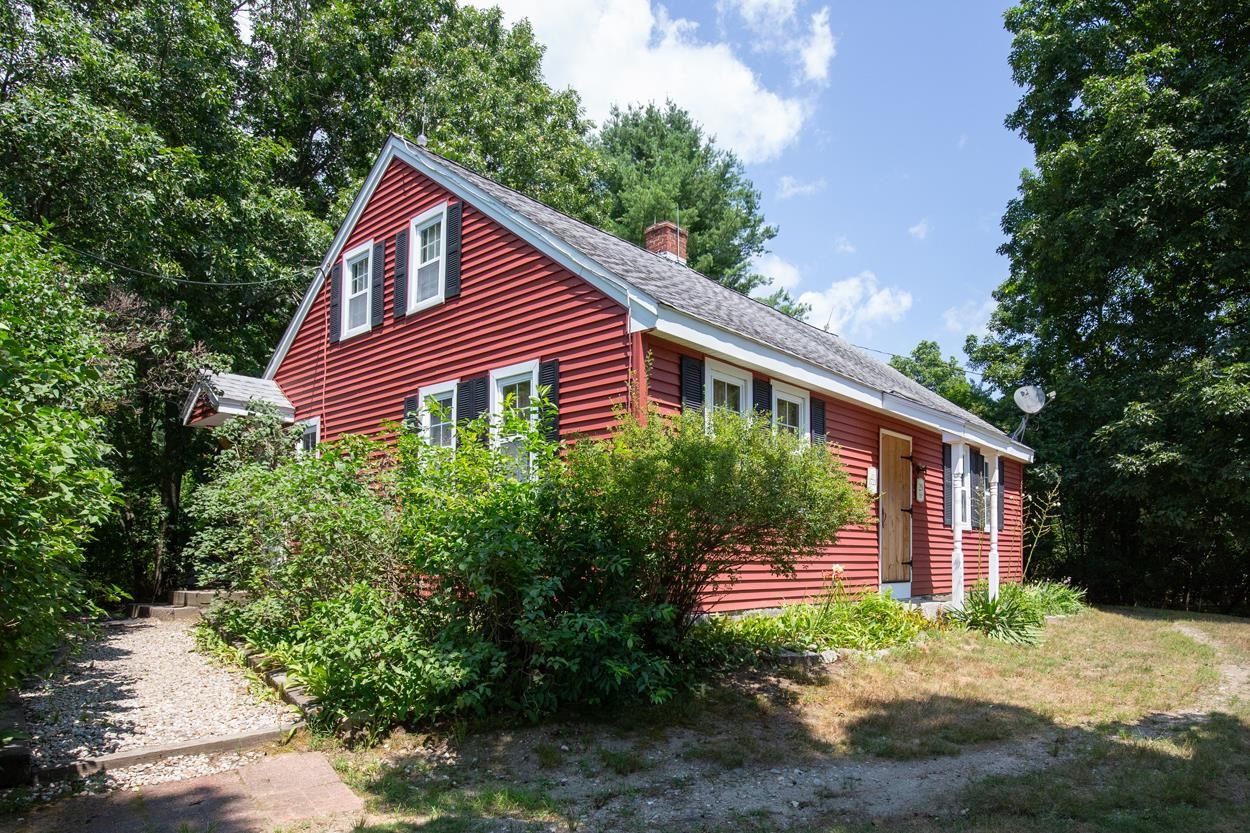 29 Chalifoux Road Hudson, NH 03051 - Photo 8 of 57