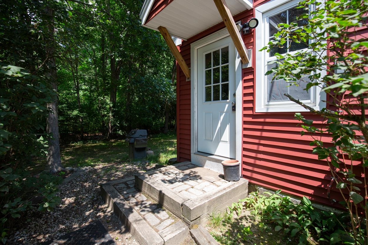 29 Chalifoux Road Hudson, NH 03051 - Photo 9 of 57