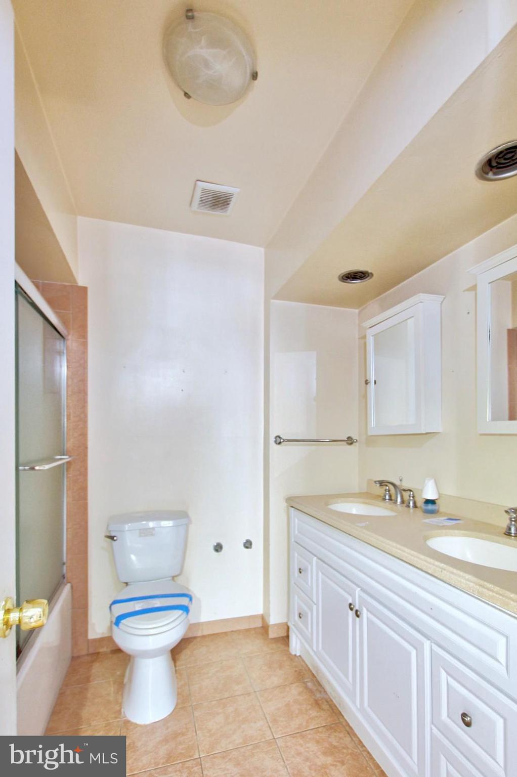 8803 Royal Ridge Lane Laurel, MD 20708 - Photo 29 of 48 Gallery Image 29