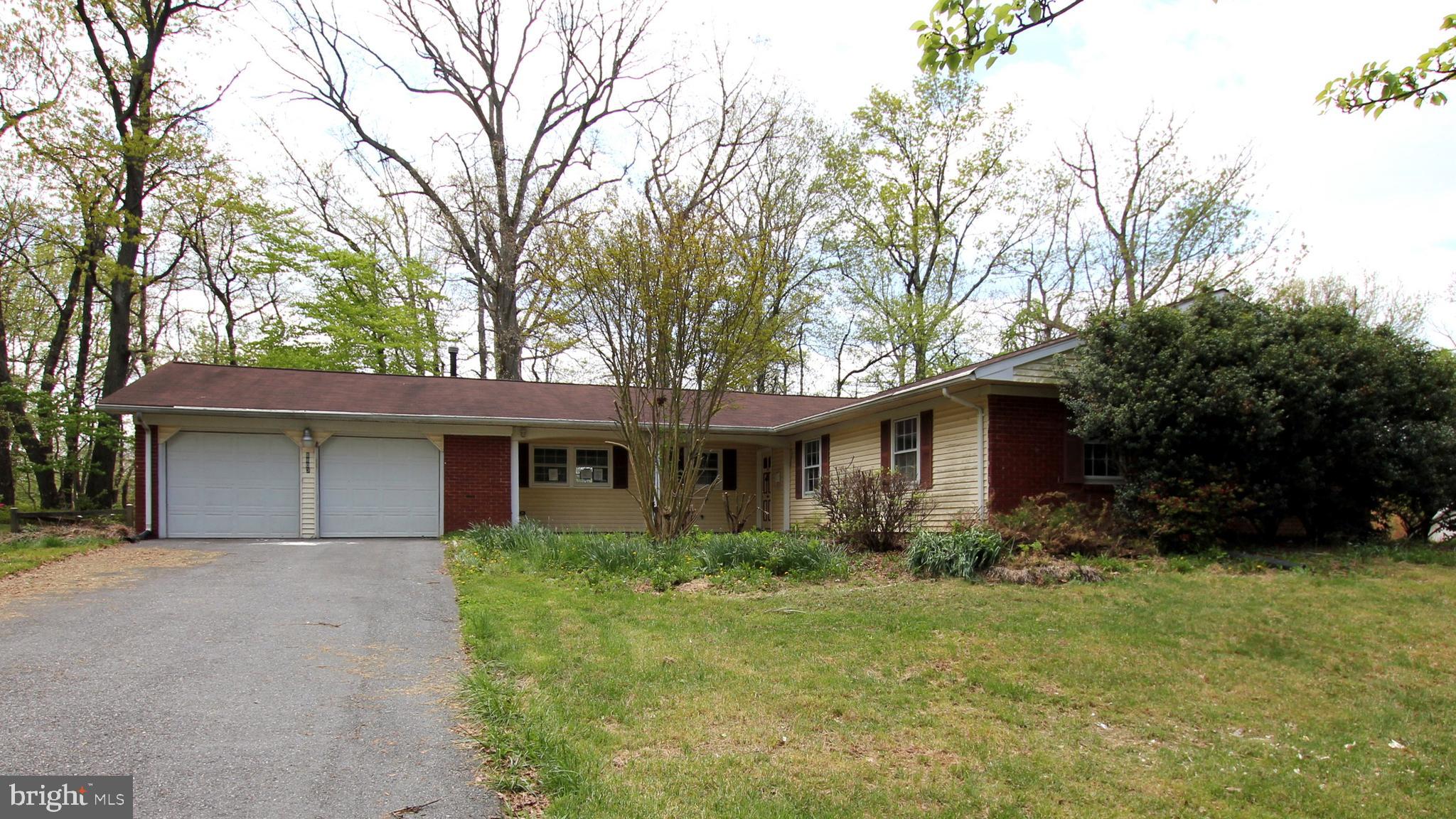 8803 Royal Ridge Lane Laurel, MD 20708 - Photo 4 of 48 Gallery Image 4