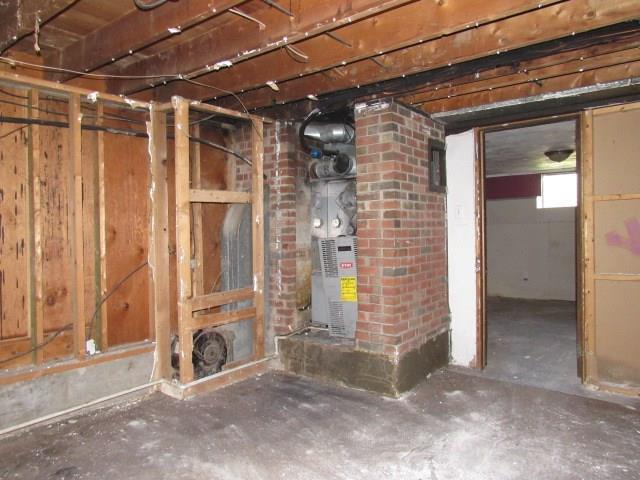 610 Davidson Road Grindstone, PA 15442 - Photo 8 of 25