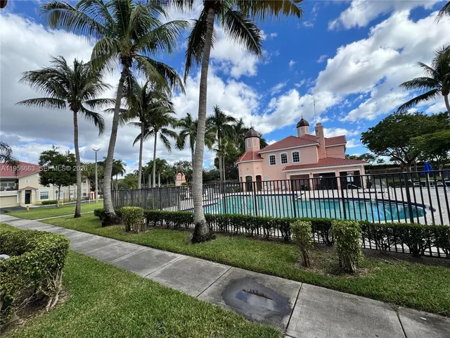 $1,800 | 2404 Belmont Lane, Unit 2404, North Lauderdale, FL 33068