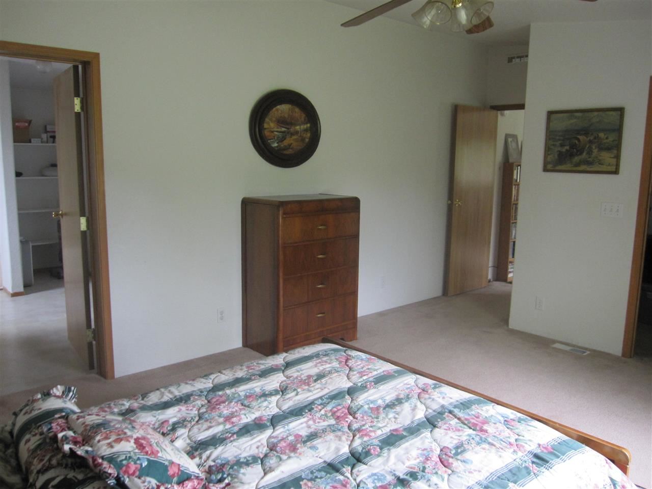15513 Foothills Road Spokane, WA 99217 - Photo 10 of 19