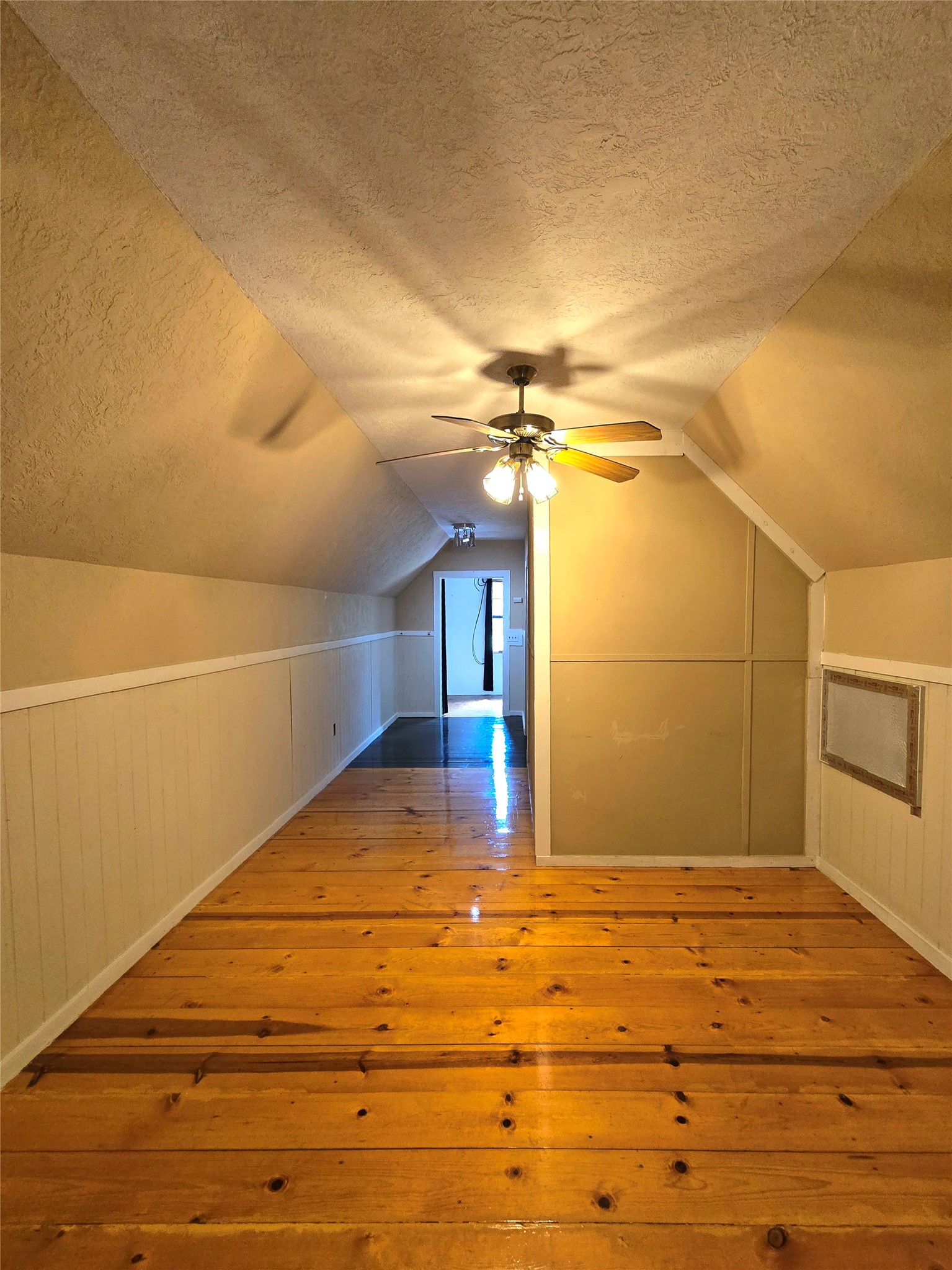 13580 Fm 2025 Road Cleveland, TX 77328 - Photo 38 of 50 Garage Apt Bedroom