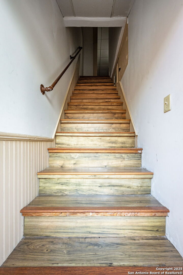 215 Blanco Road San Antonio, TX 78212 - Photo 27 of 48