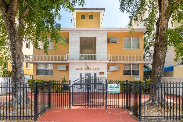 $1,600 | 1611 Pennsylvania Avenue, Unit 4, Miami Beach, FL 33139