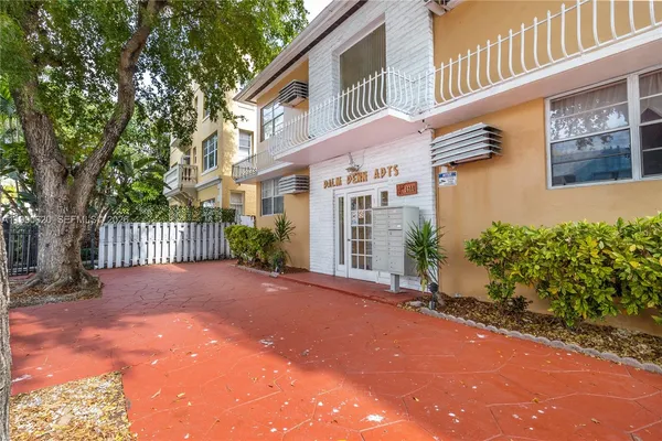 $1,600 | 1611 Pennsylvania Avenue, Unit 4, Miami Beach, FL 33139
