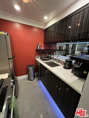 $3,570 | 950 North Kings Road, Unit 268, West Hollywood, CA 90069