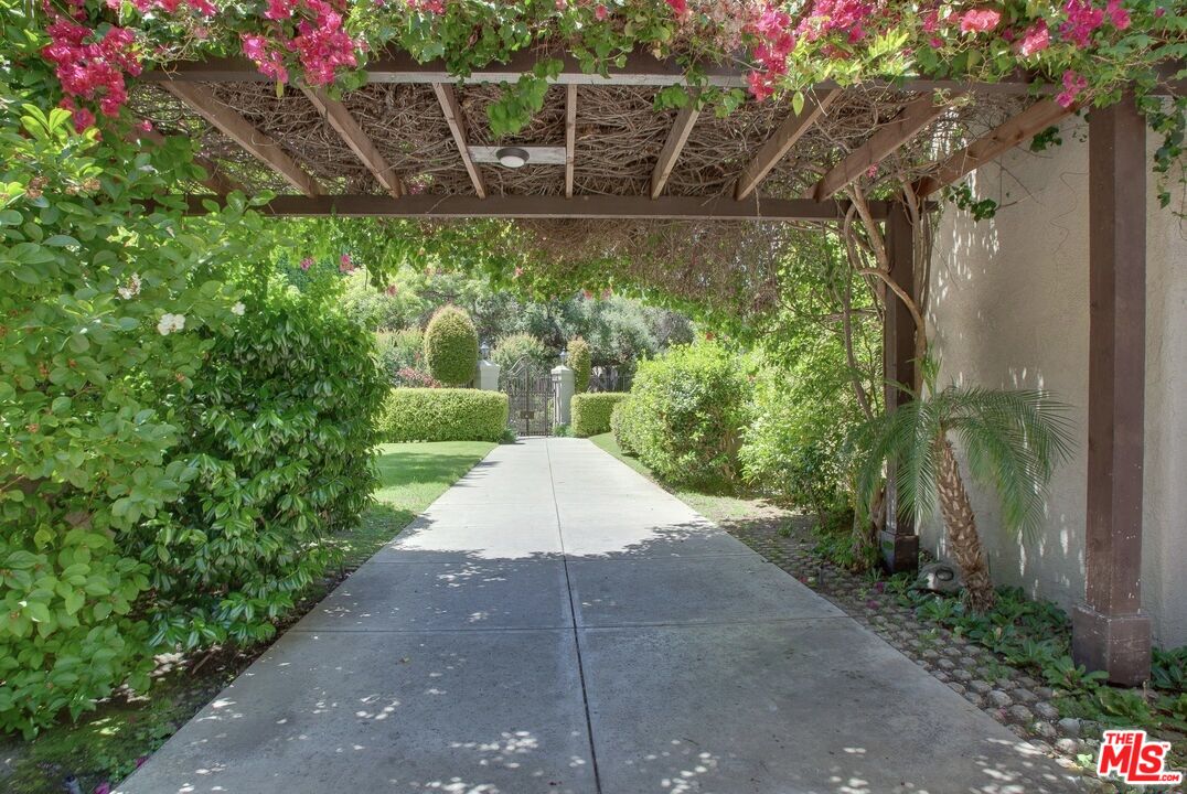 950 North Kings Road, Unit 268 West Hollywood, CA 90069 - Photo 36 of 75