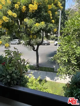 $3,570 | 950 North Kings Road, Unit 268, West Hollywood, CA 90069