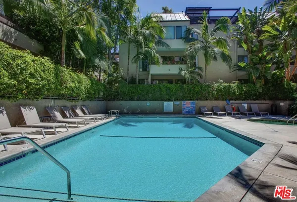 $3,570 | 950 North Kings Road, Unit 268, West Hollywood, CA 90069