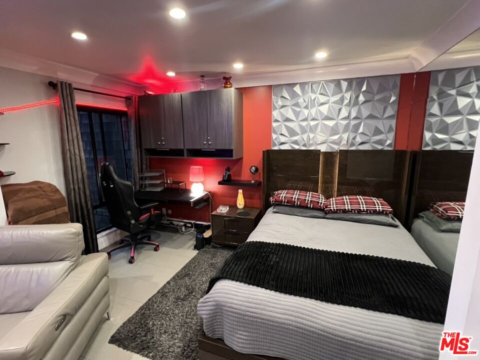 950 North Kings Road, Unit 268 West Hollywood, CA 90069 - Photo 72 of 75