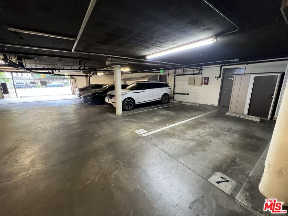 950 North Kings Road, Unit 268 West Hollywood, CA 90069 - Photo 73 of 75