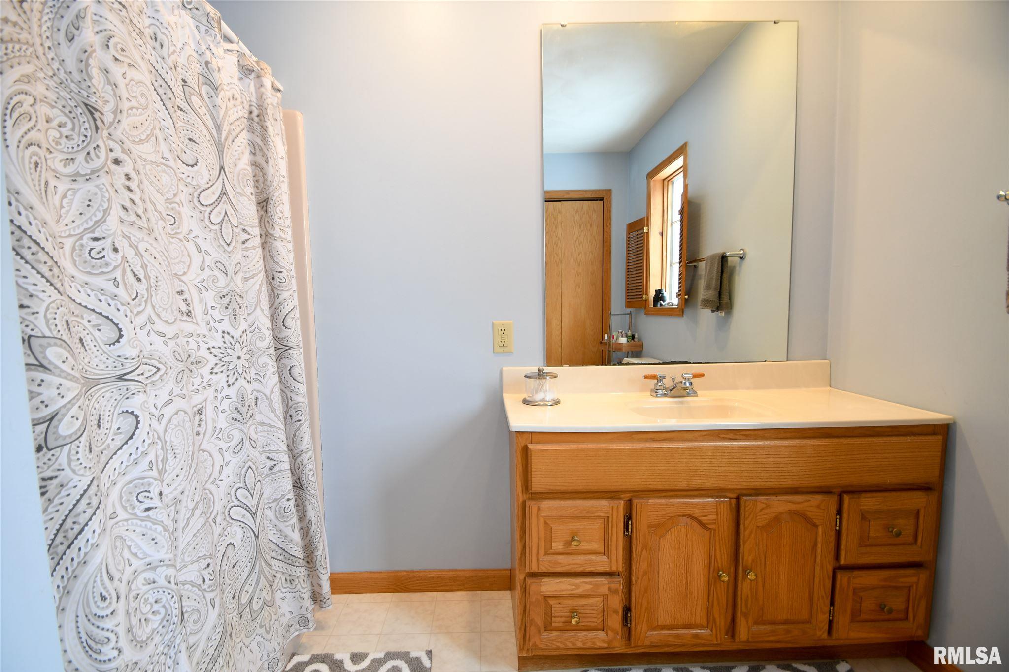 8825 South Powell Road Mapleton, IL 61547 - Photo 22 of 47