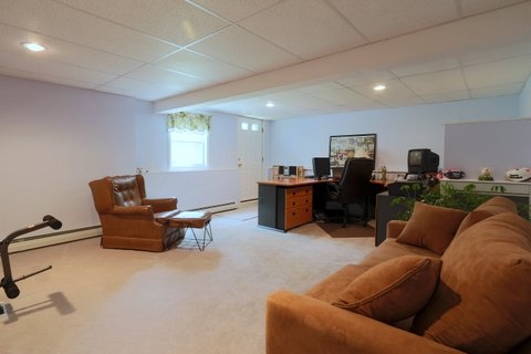 288 Dearborn Road Auburn, NH 03032 - Photo 21 of 36