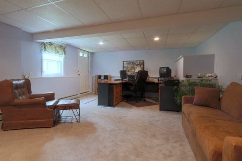 288 Dearborn Road Auburn, NH 03032 - Photo 22 of 36