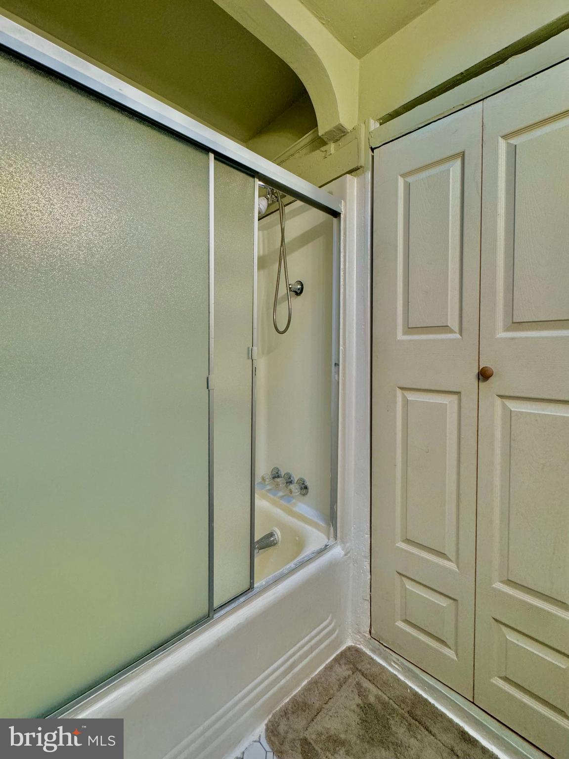 7541 Briar Road Philadelphia, PA 19138 - Photo 11 of 17 Gallery Image 11