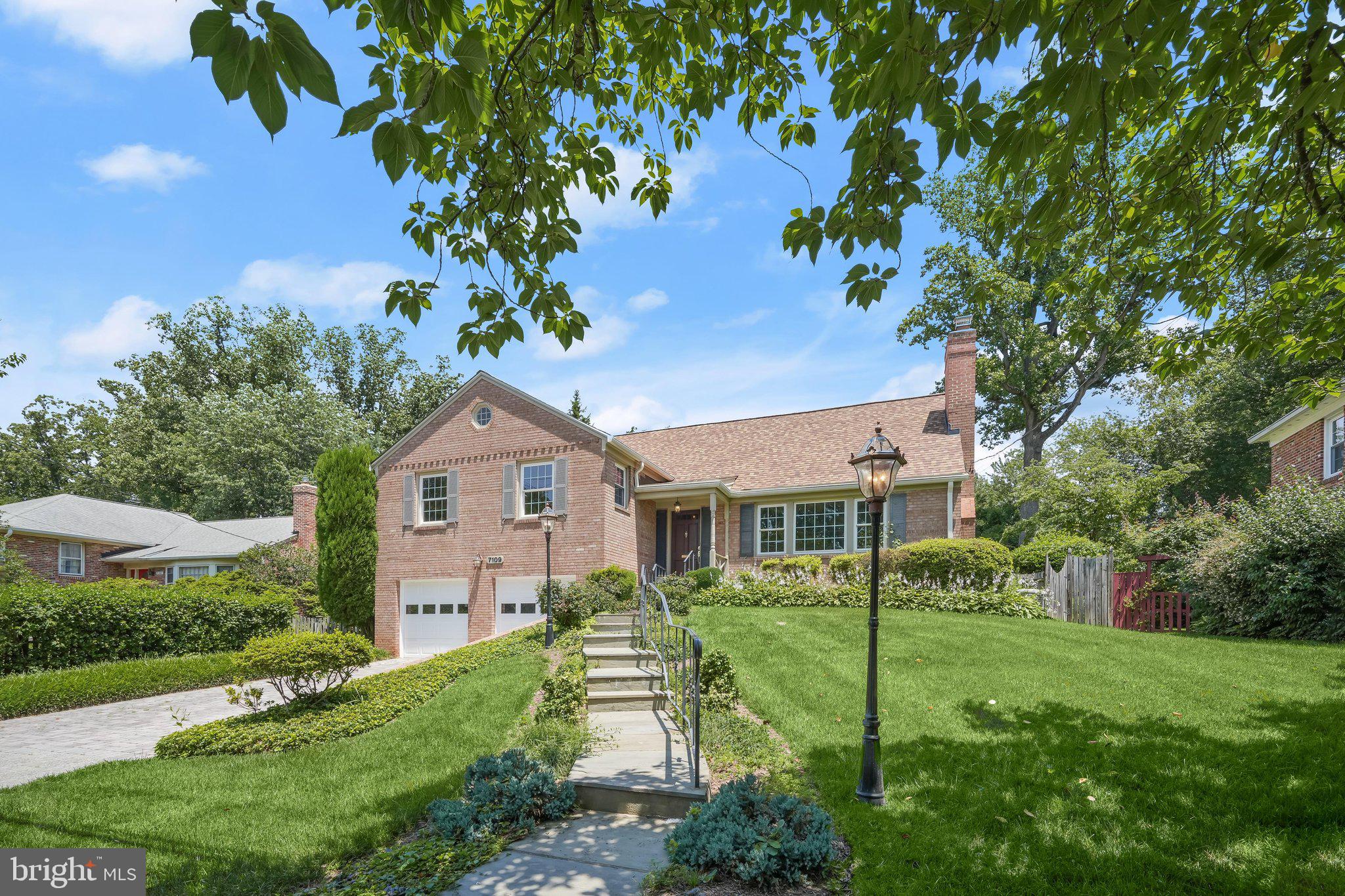 7109 Radnor Road Bethesda, MD 20817 - Photo 3 of 51 7109 Radnor Rd 004