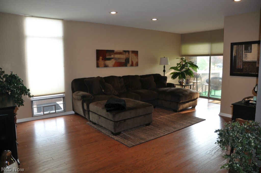 2540 North Road, Unit C5 Warren, OH 44483 - Photo 7 of 17 Gallery Image 7