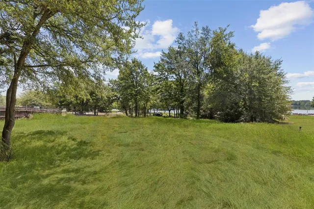 a view of outdoor space