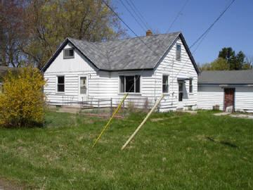 402 Lincoln Road Reed City, MI 49677 - Photo 1 of 5 Primary Photo