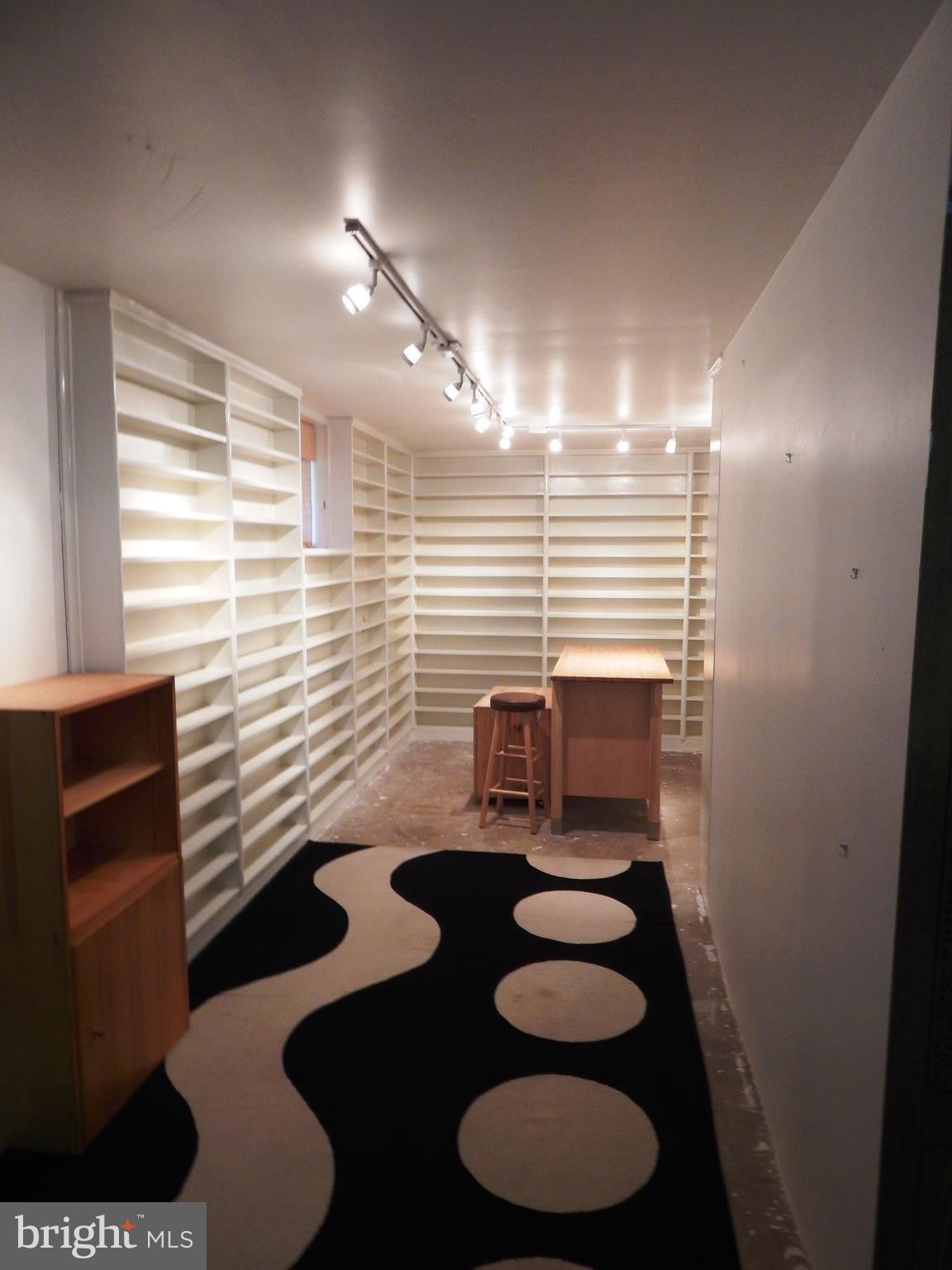 12409 Old Mill Road Midland, VA 22728 - Photo 22 of 30 Basement
