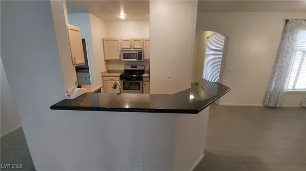 $1,795 | 1617 Cardinal Bluff Drive, Unit 204, Las Vegas, NV 89128